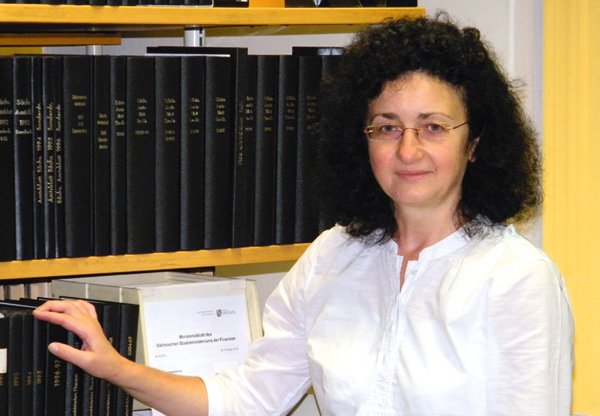 Angela Malz