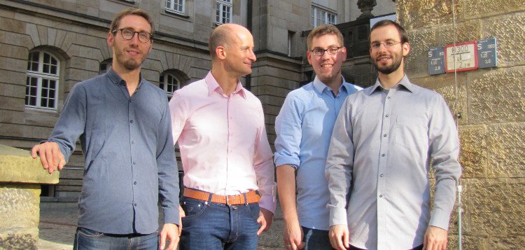Guillermo García Calvo und den Dirigenten Felix Bender, Jakob Brenner und Stefan Politzka über die Liebe zu Wagner, die Red Hot Chilli Peppers und die Krise der Klassik.