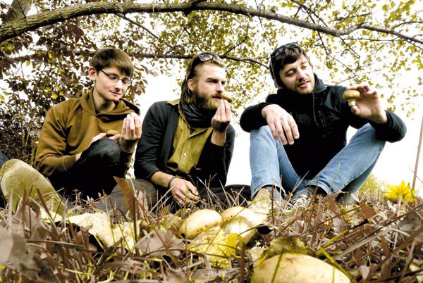 Sebastian Herzig, Matthias Rätzer und Markus Tümpel auf der Pilzwiese von Rura Penthe