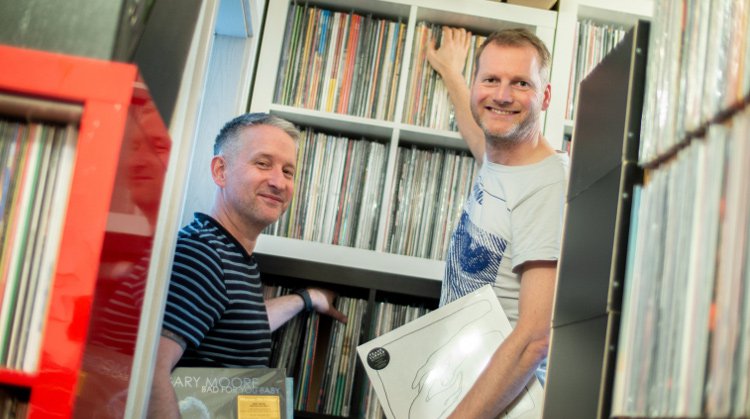 Bild für: Umzug mit 35.000 Platten